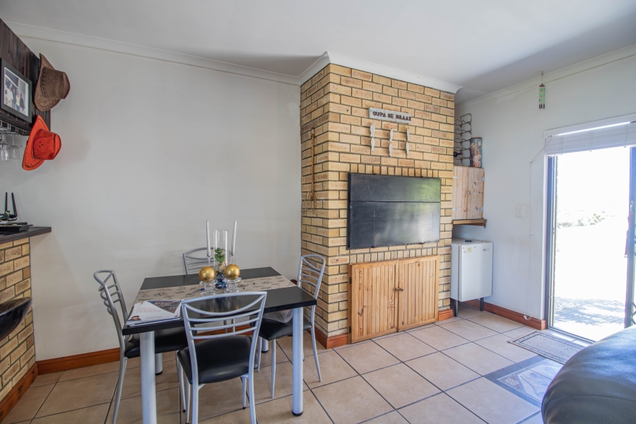 4 Bedroom Property for Sale in Yzerfontein Western Cape